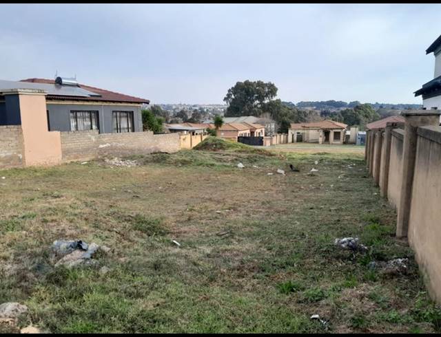 LAND FOR SALE IN MUNSIEVILLE SOUTH